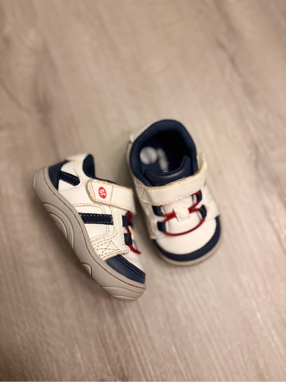 Stride Rite SR-Bert Toddler Boys Sneakers Size 3 White Navy Red Hook & Loop